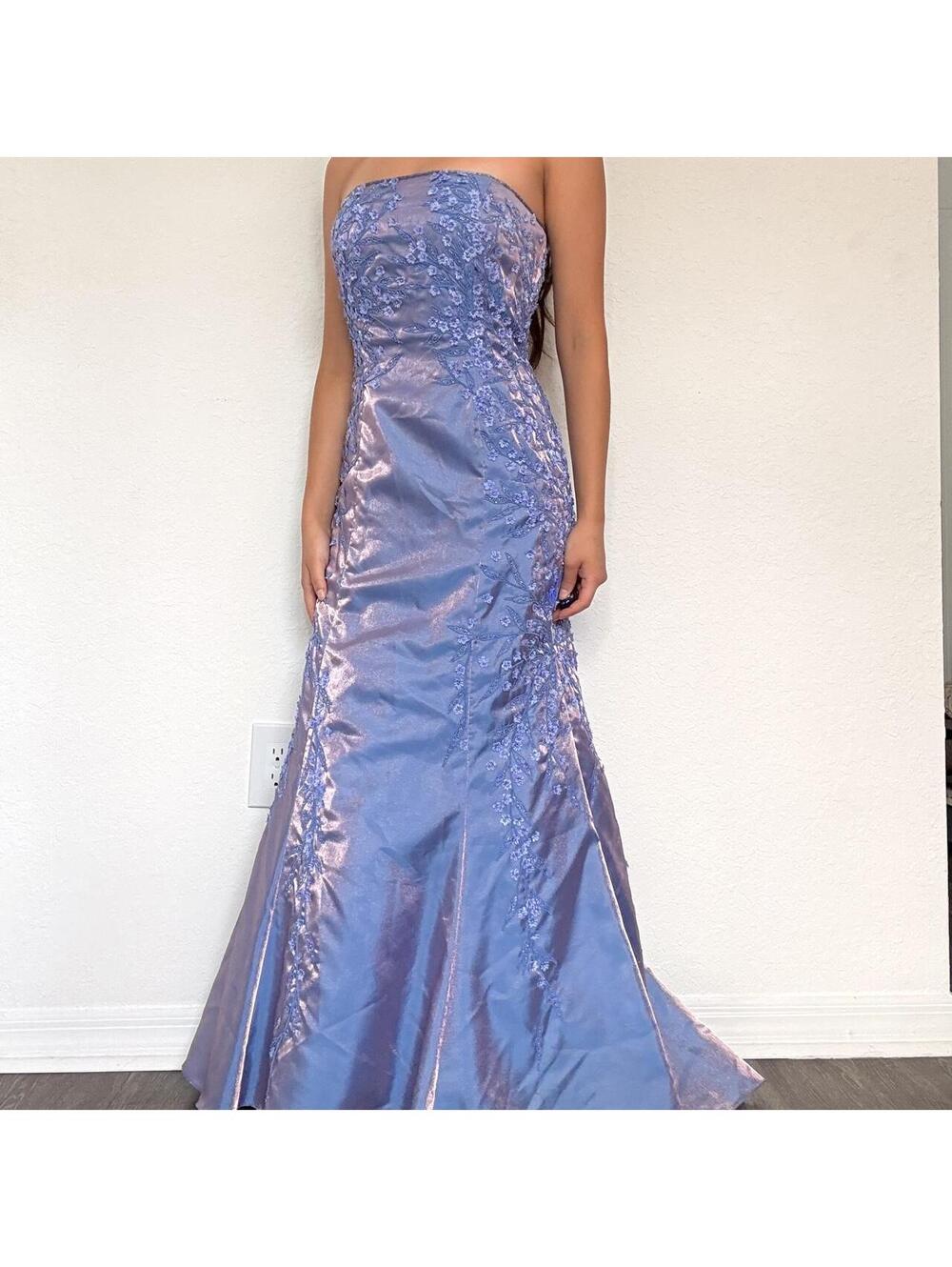 2000's Sue Wong Nocturne iridescent purple beaded mermaid gown